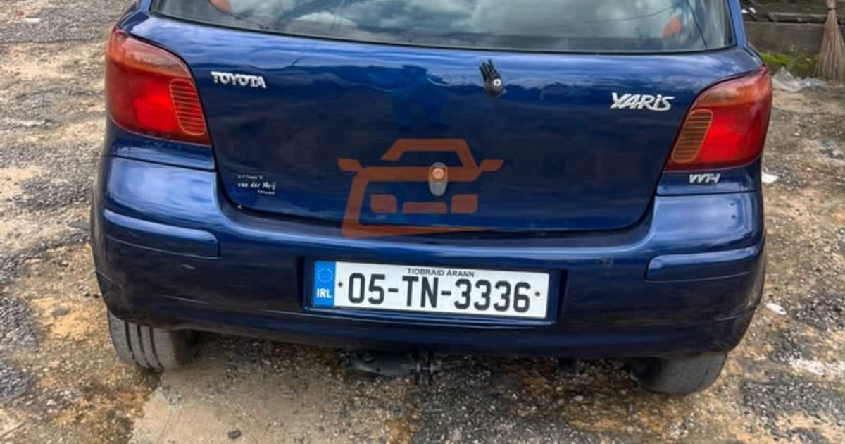 2005 Toyota Yaris à Douala — photo 2/8