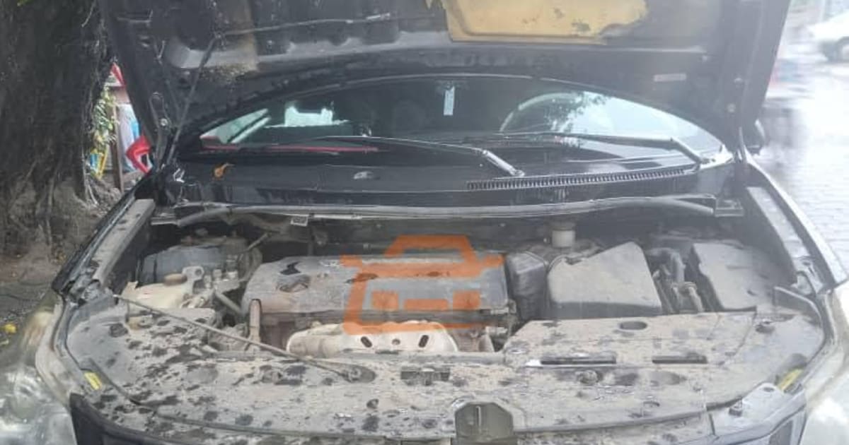 2005 Toyota Crown à Douala — photo 5/8