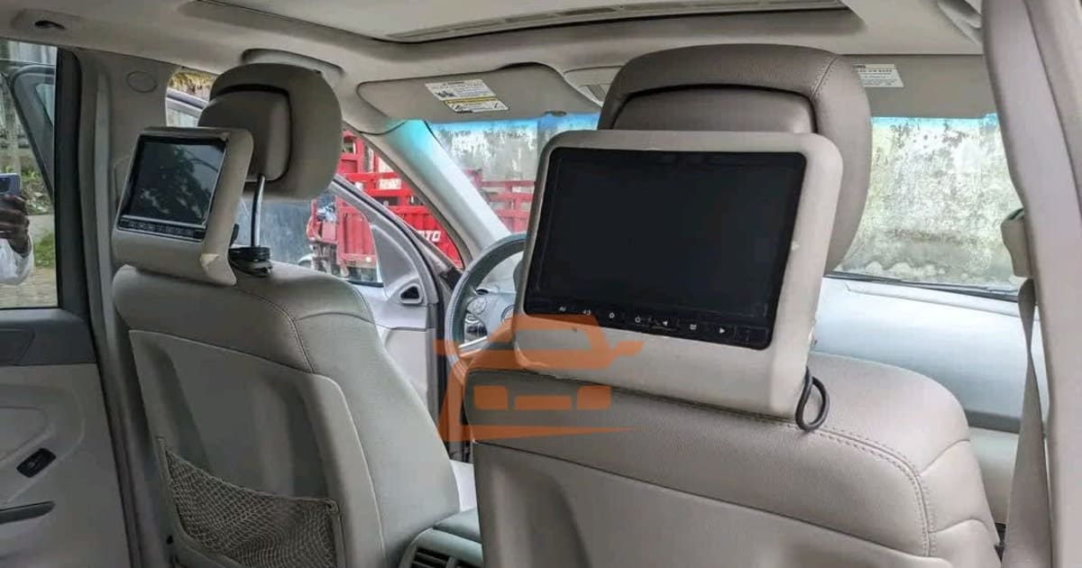 2009 Mercedes-Benz Ml à Douala — photo 3/7