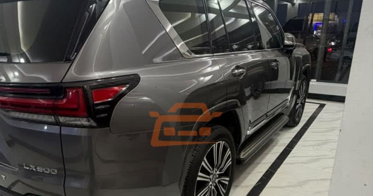 2025 Lexus Lx 600 à Douala — photo 5/5