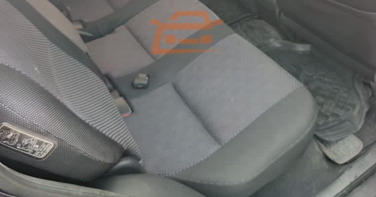 2003 Toyota Corolla Verso à Douala — photo 4/8