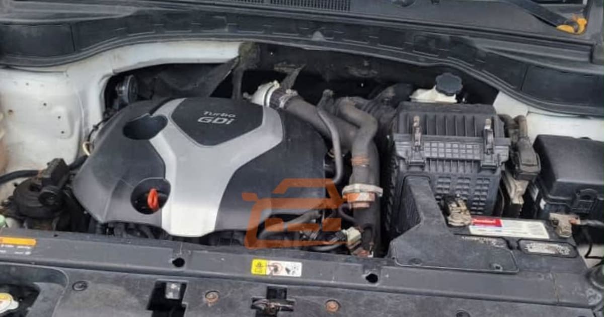 2014 Hyundai Santa Fe à Douala — photo 4/6