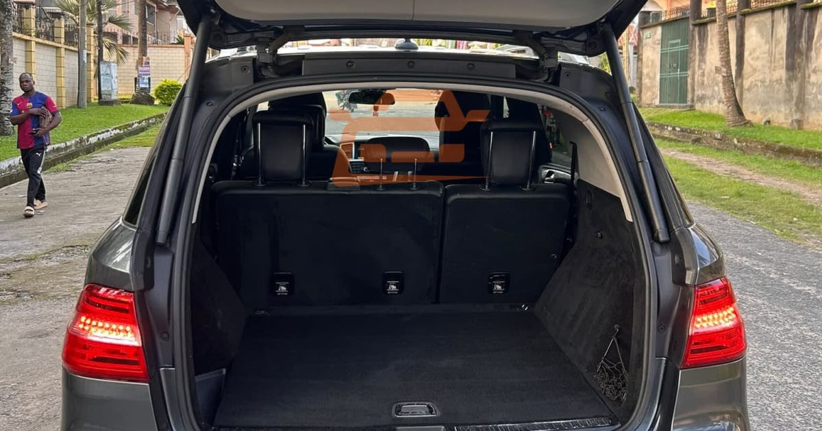 2013 Mercedes-Benz M-Klasse à Douala — photo 5/9