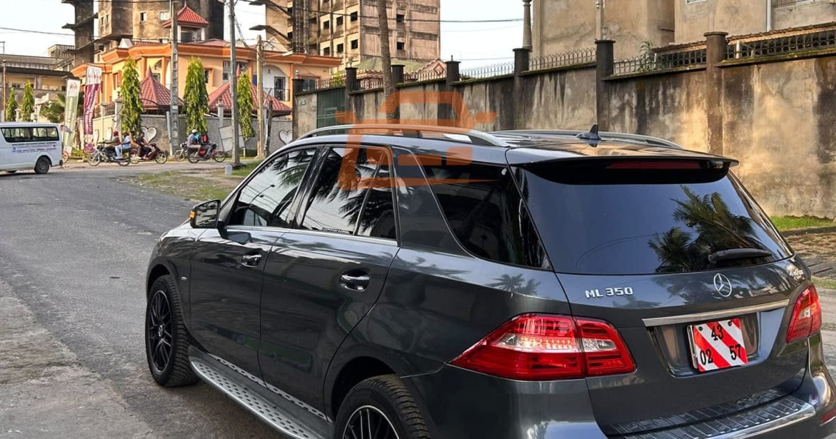 2013 Mercedes-Benz M-Klasse à Douala — photo 9/9