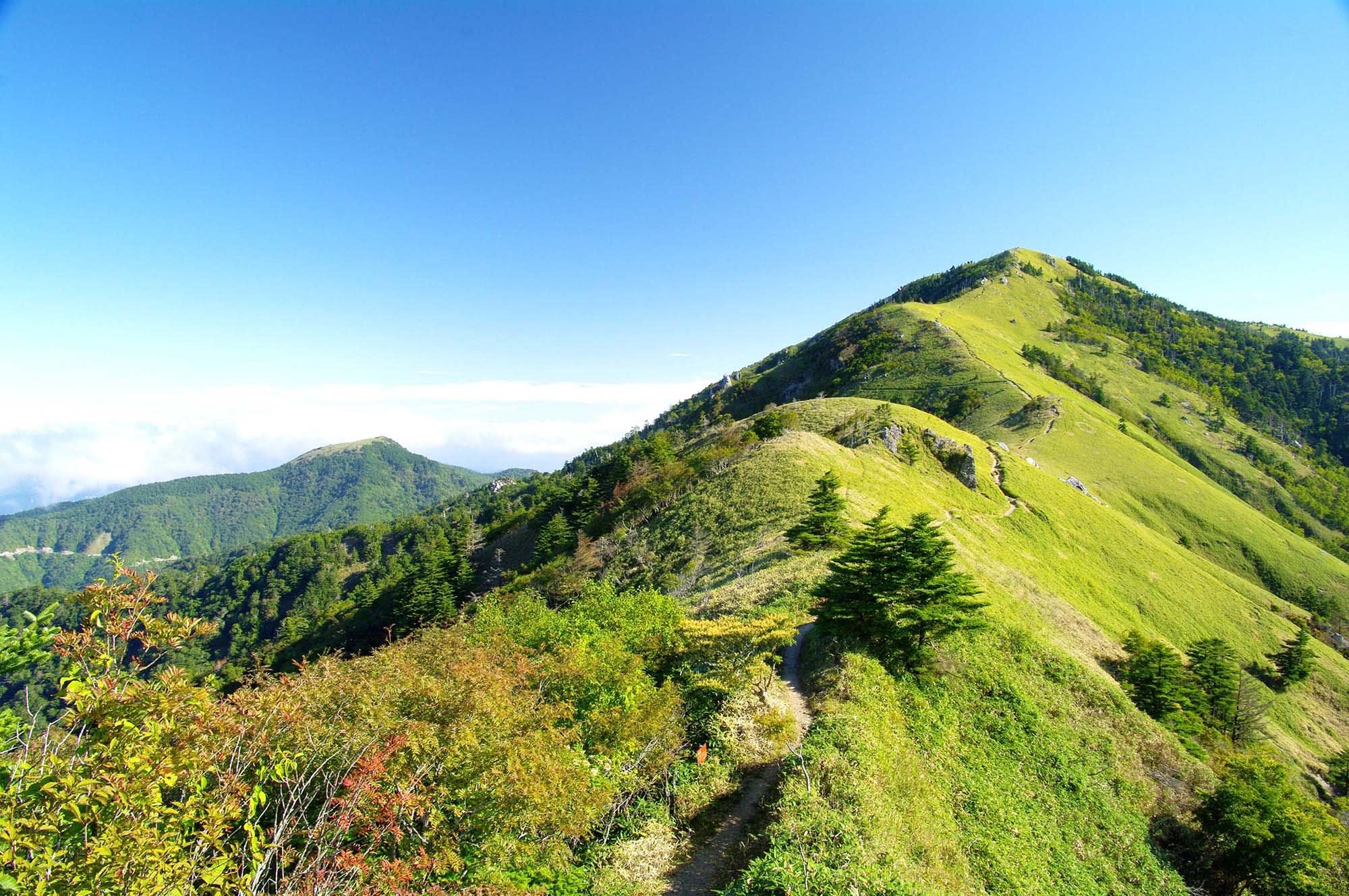 徳島の最高峰「剣山」 | 美馬・脇町・剣山 の観光情報は ai Tripper