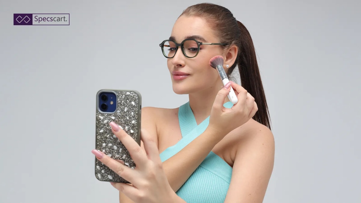 trending-eyeglasses-for-women-in-2026