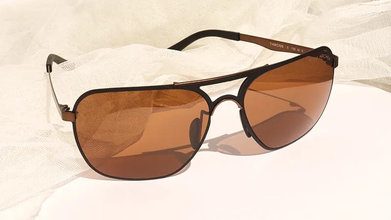 Let 80s sunglasses styles help you express yourself better
