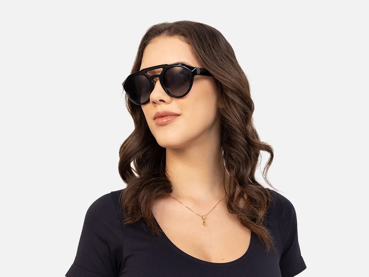 Black Frame Pilot Sunglasses-52