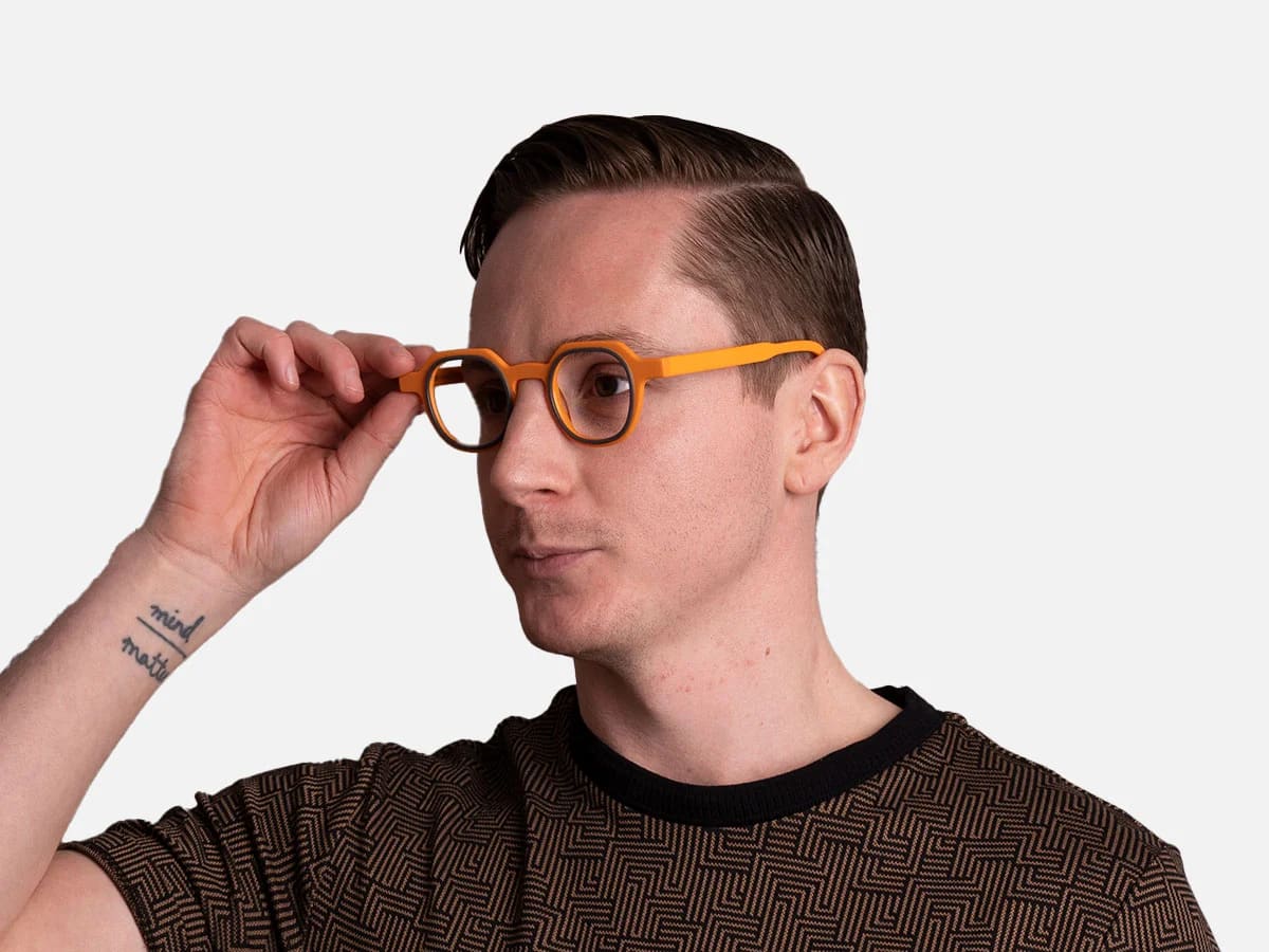 orange-reading-glasses-44