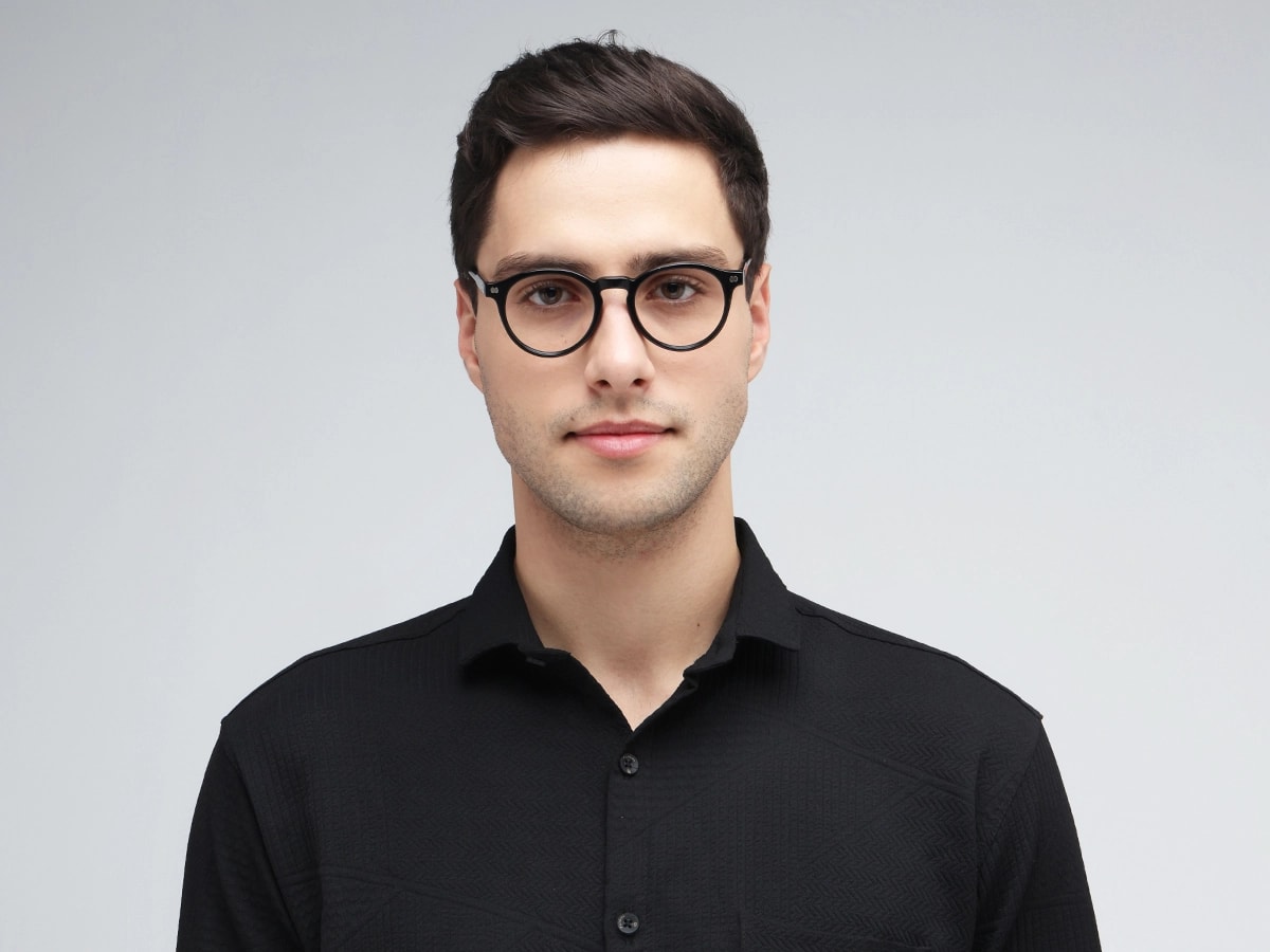 Black Oval Keyhole Bridge Glasses 41