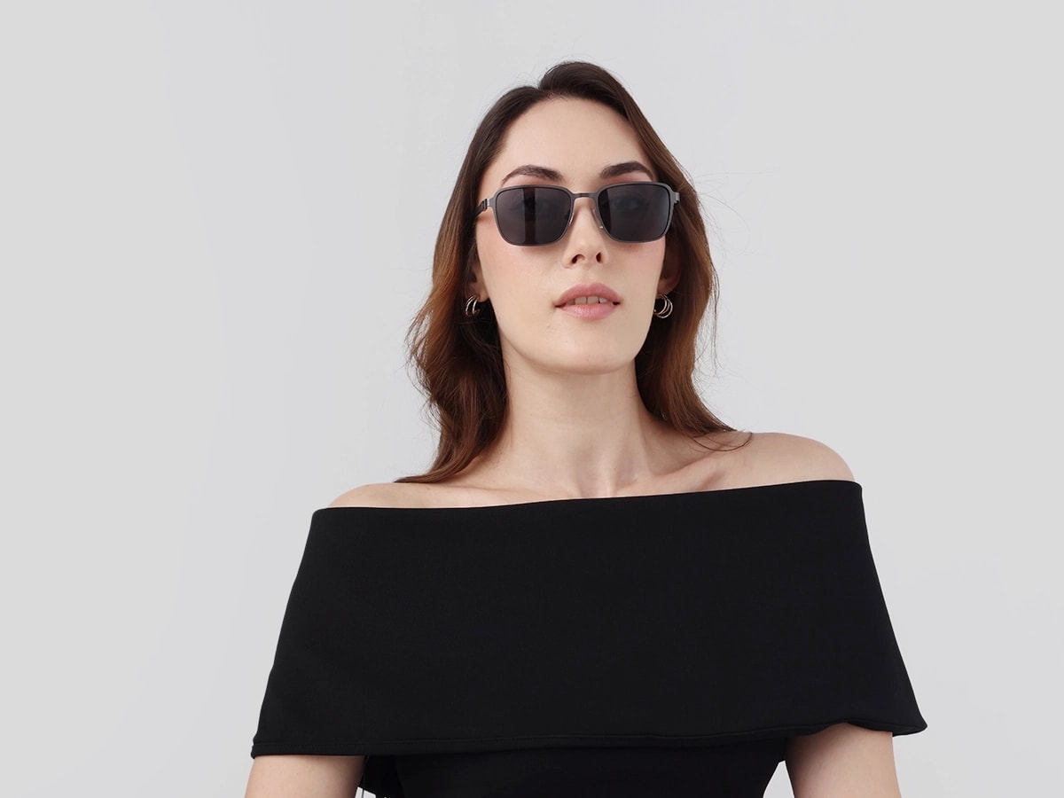 Matte Black Square Metal Full-Rim Sunglasses 51