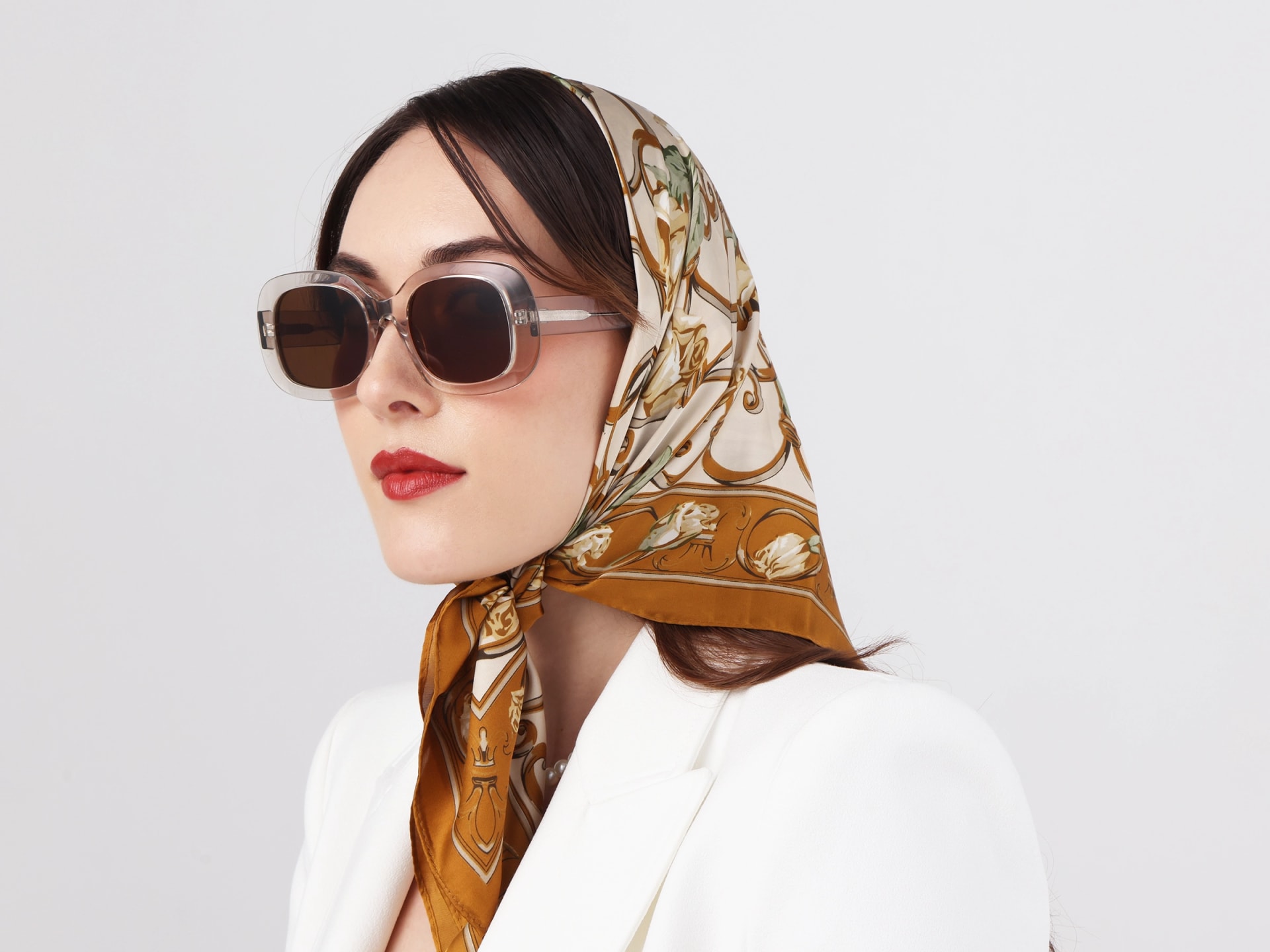 Crsytal Beige Frame With Polarised Dark Brown Tint