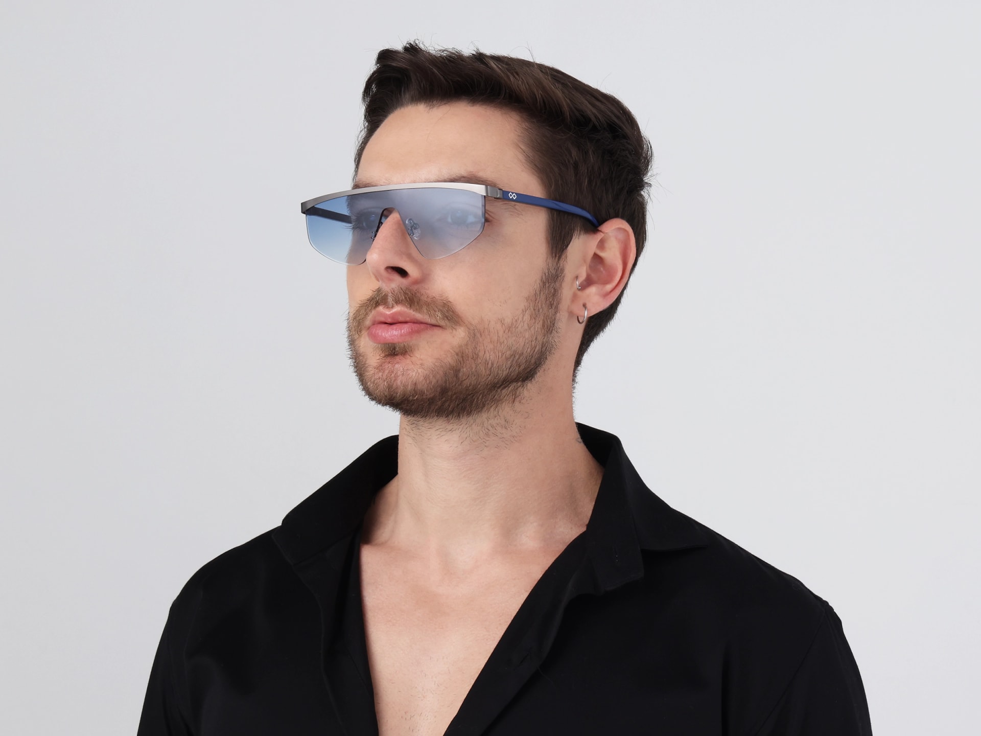 Geometric Blue Gradient Tint Sunglasses