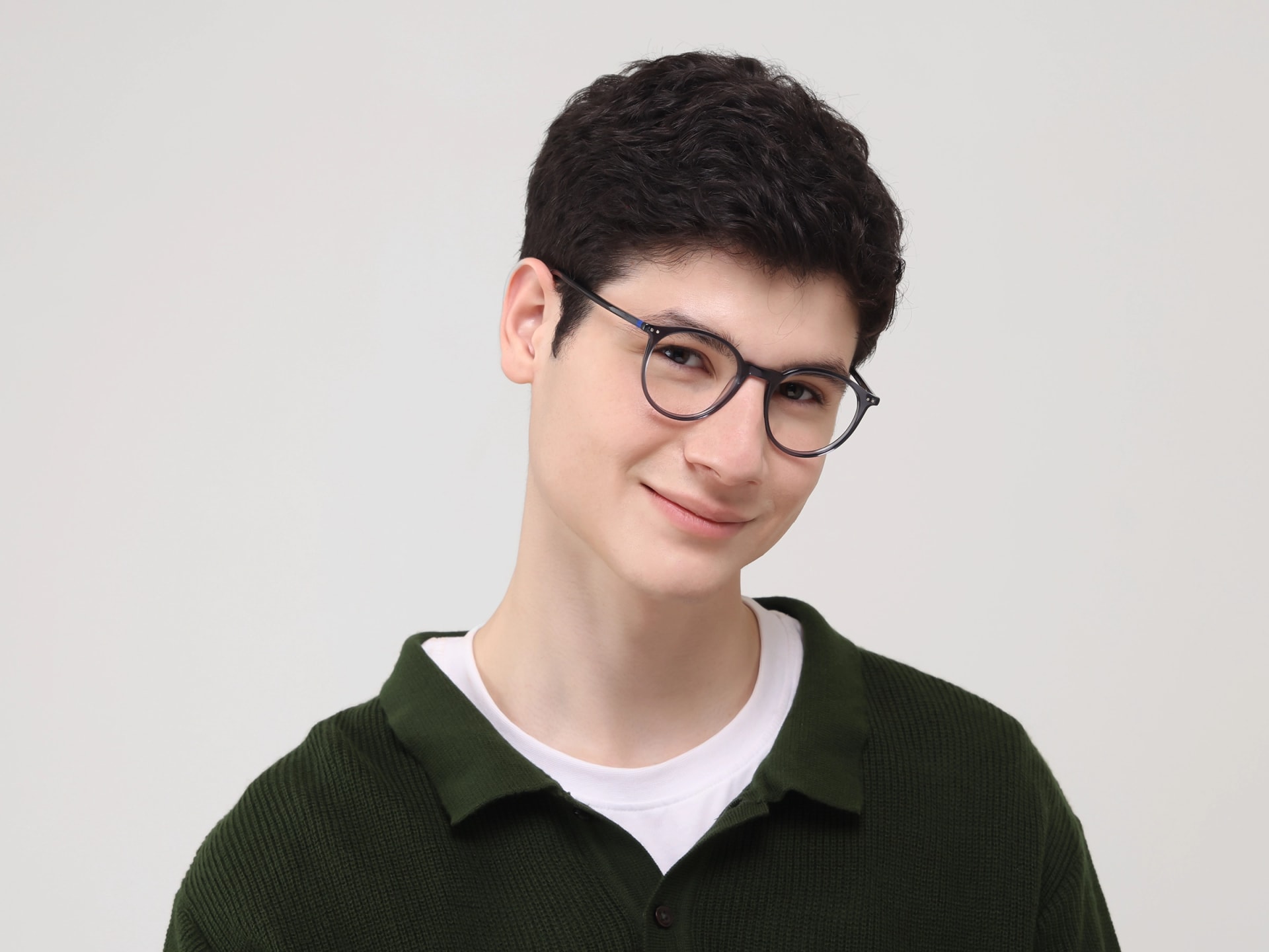 crystal grey round shape glasses