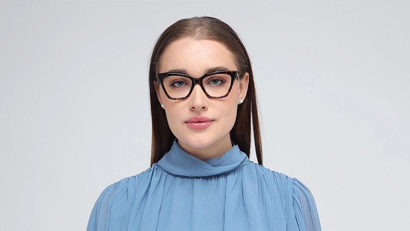 Why Should You Buy Designer Eyewear