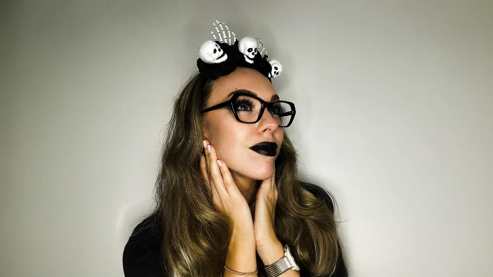 Wicked Widow Halloween eye makeup
