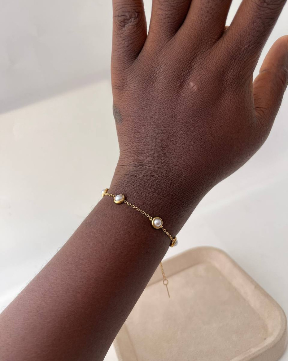 ROUND PEARL BRACELET