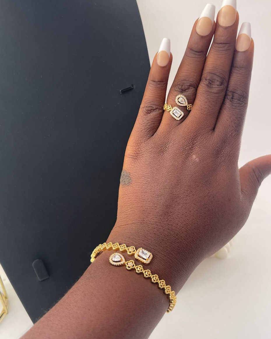 SINGAPORE BANGLE AND RING SET