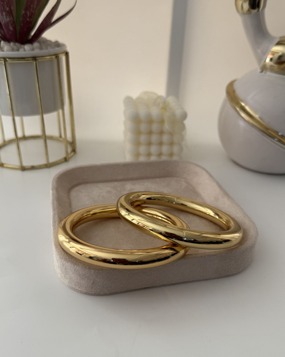GEORGIA BANGLE