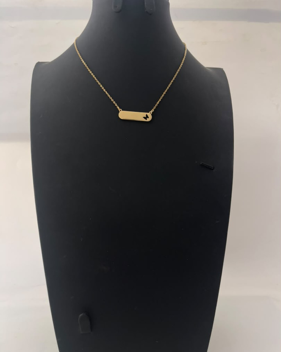 PUNCTURED HEART NECKLACE