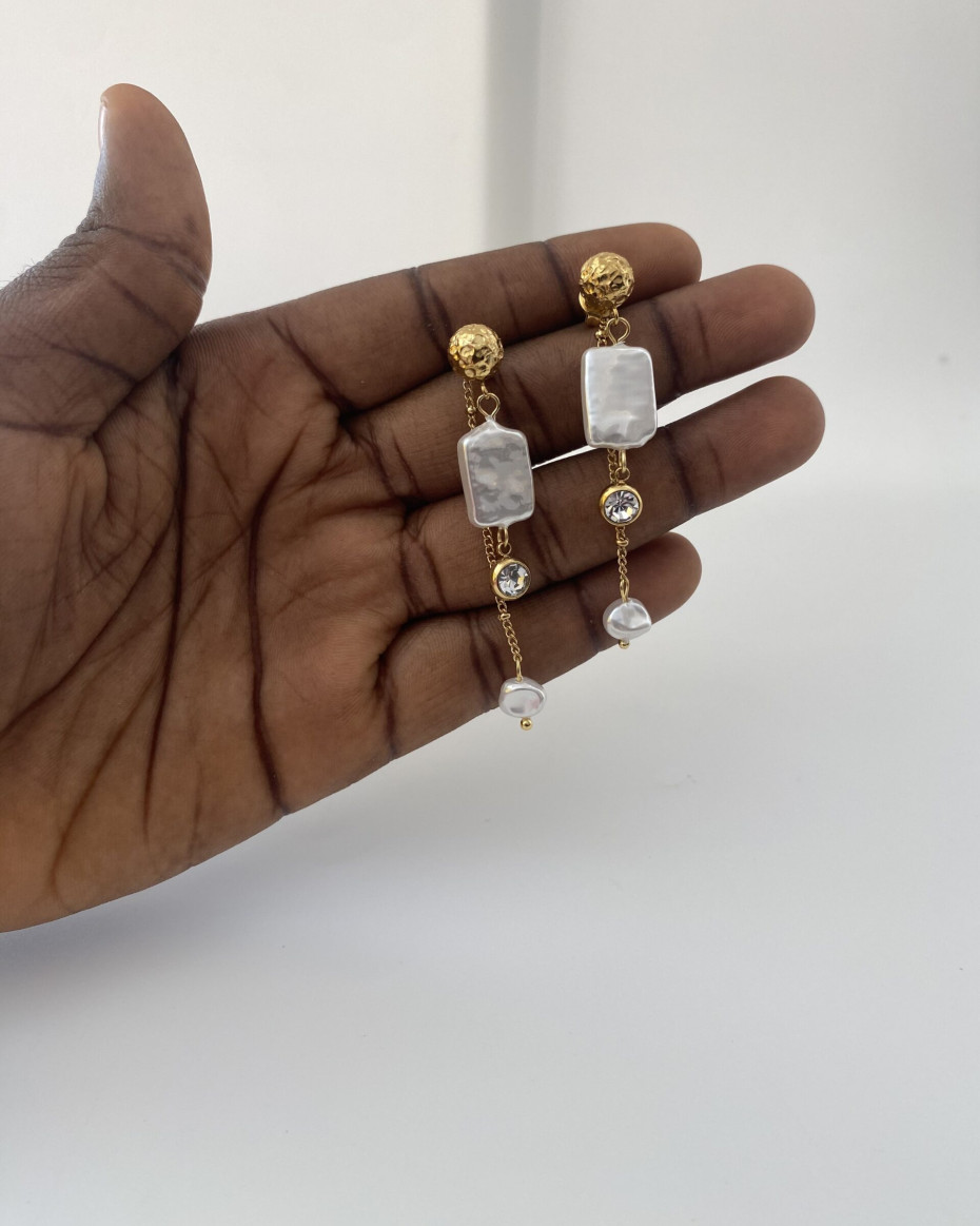 NNEKA EARRING