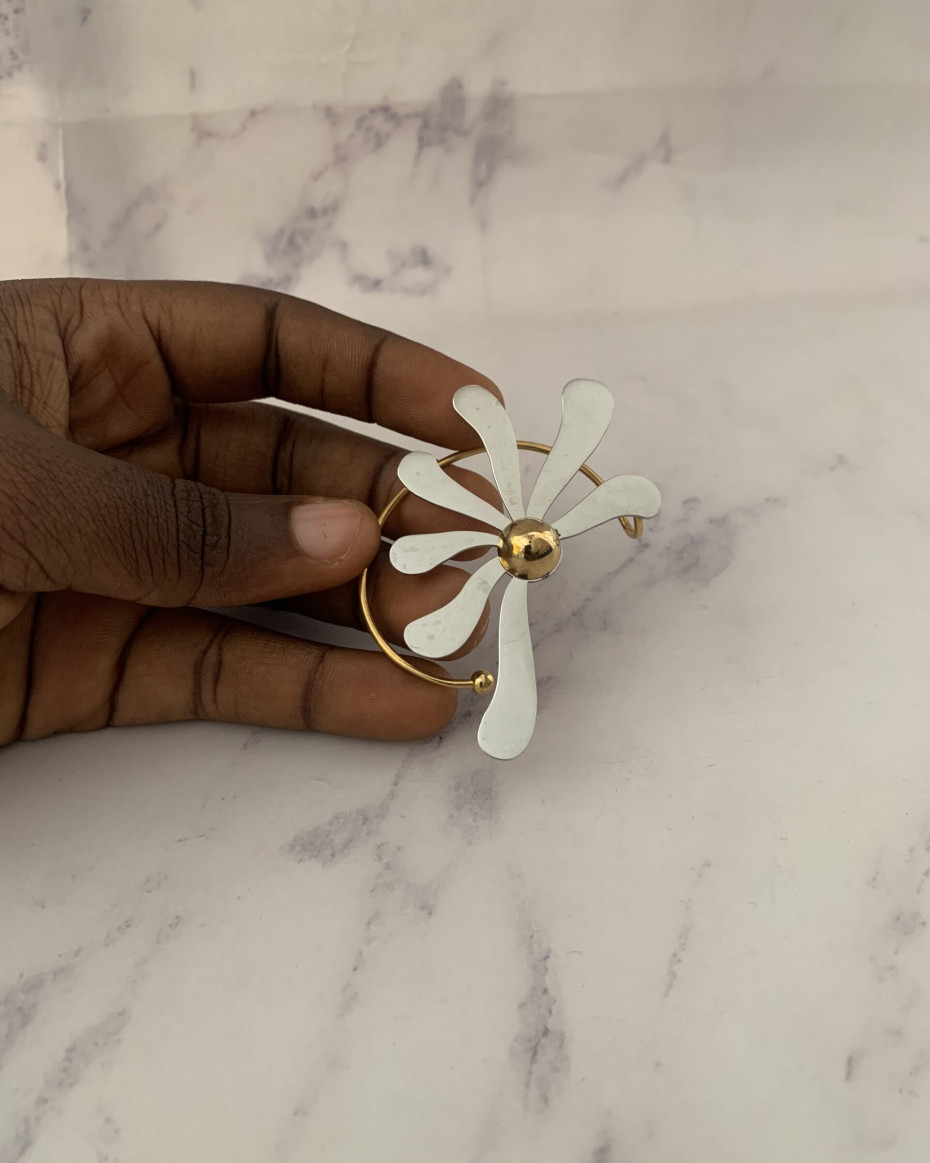 FAN EAR CUFF