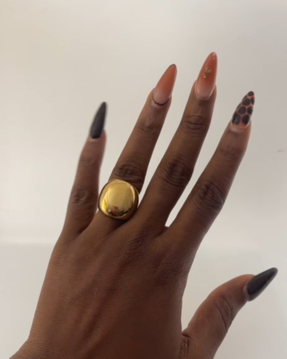 BARNEY RING SIZE 7