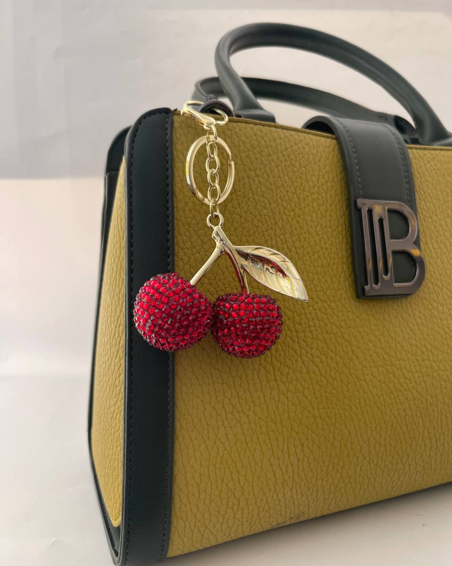 CHERRY KEY RING