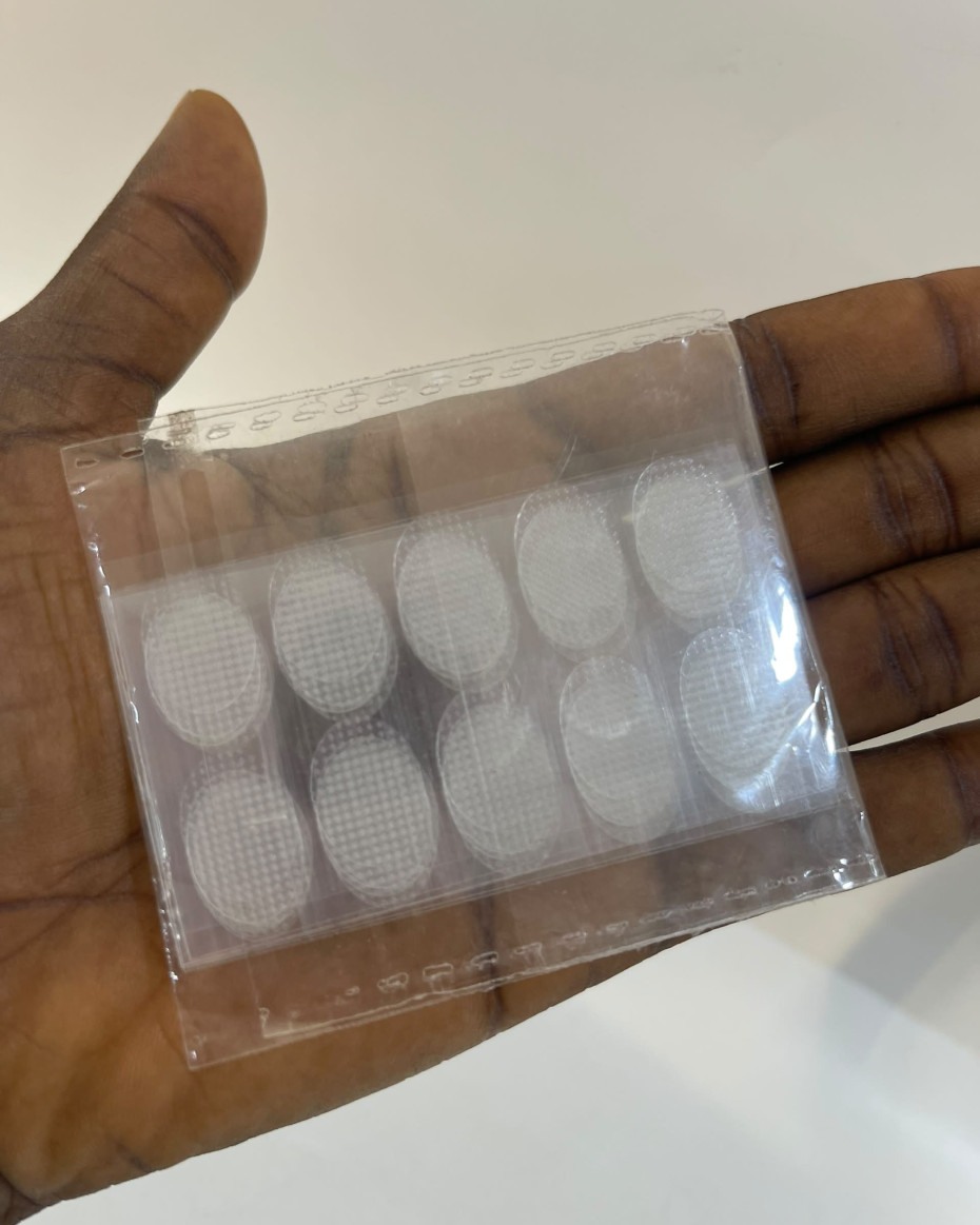 EARLOBE PATCHES [100 PIECES)