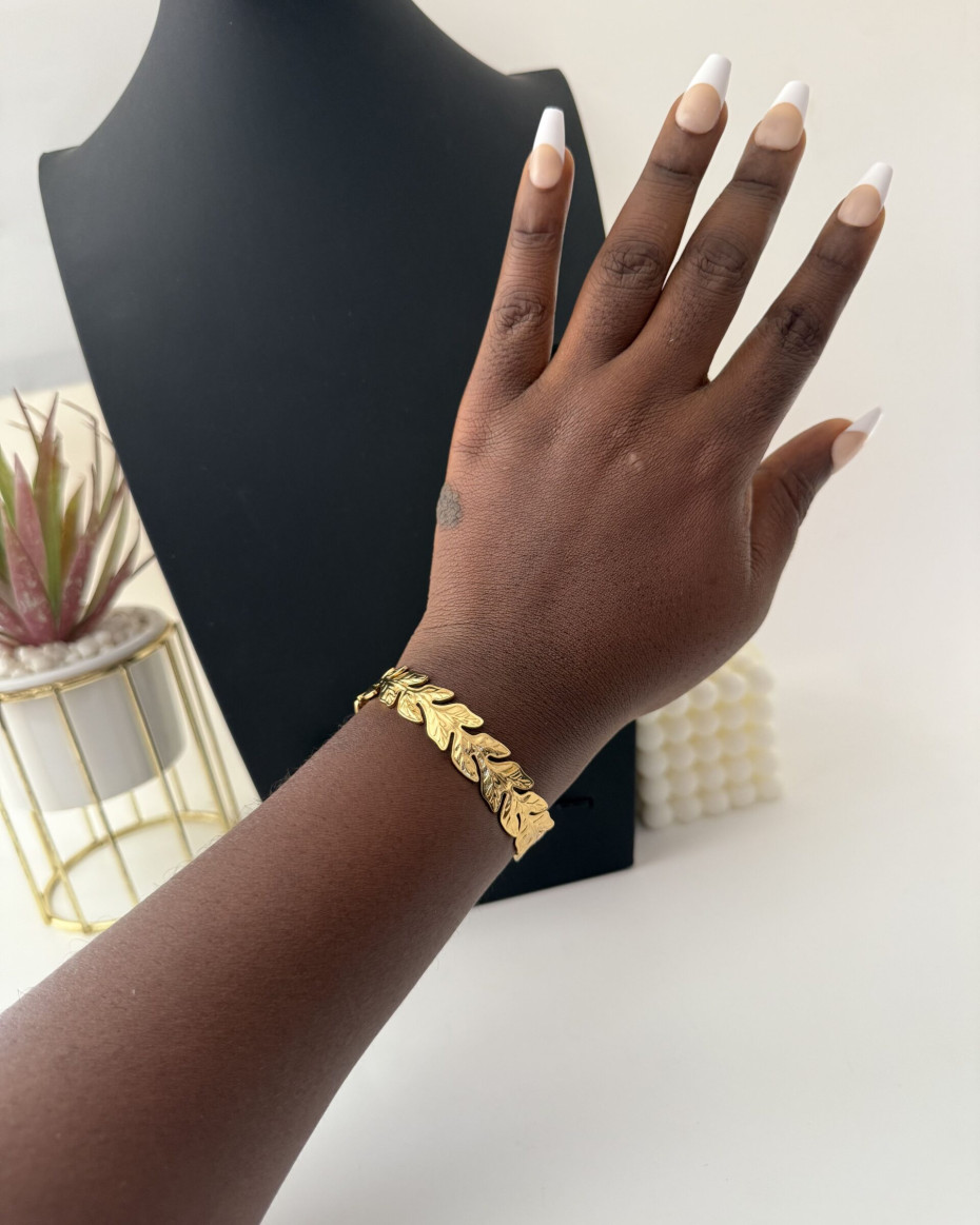 DOMINIC BANGLES