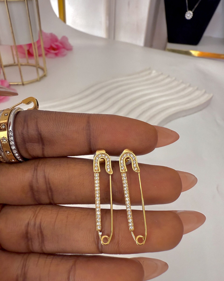 STONE PIN EARRING