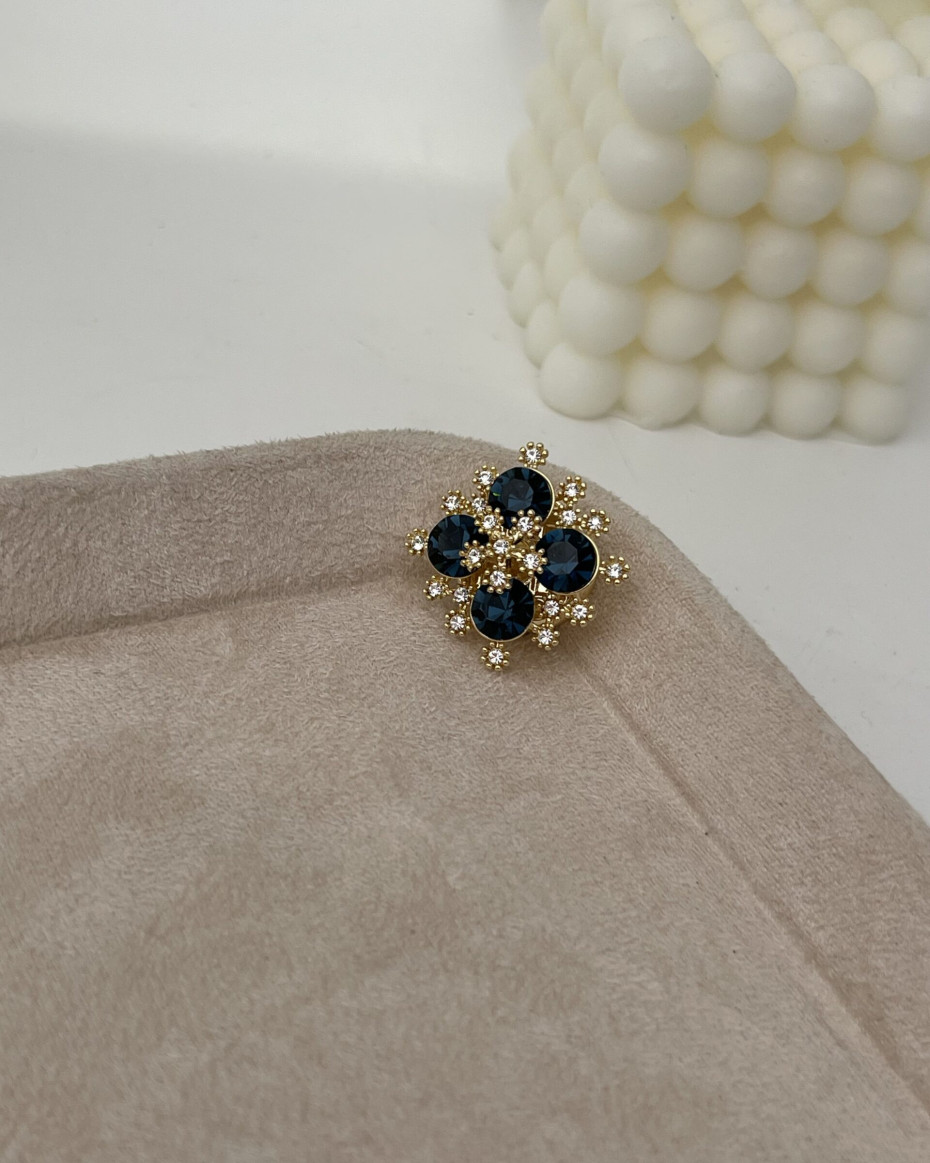 LUX BLACK BROOCH