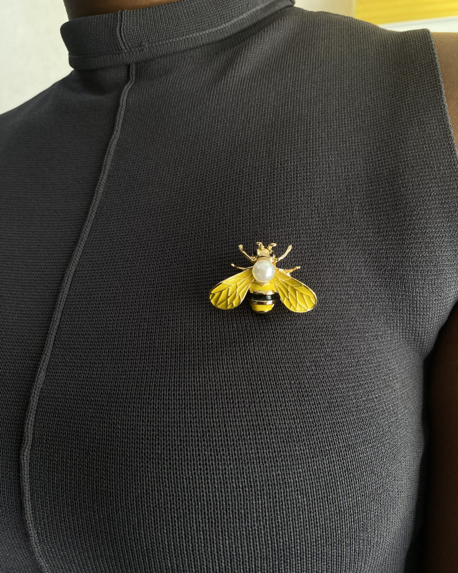 BEE BROOCH