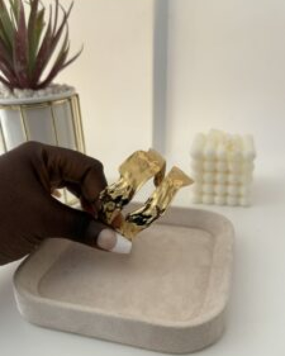 TEXAS BANGLE