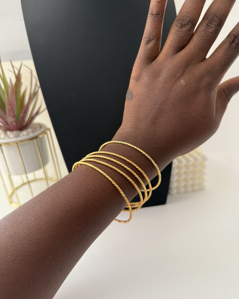 STACKED BANGLE