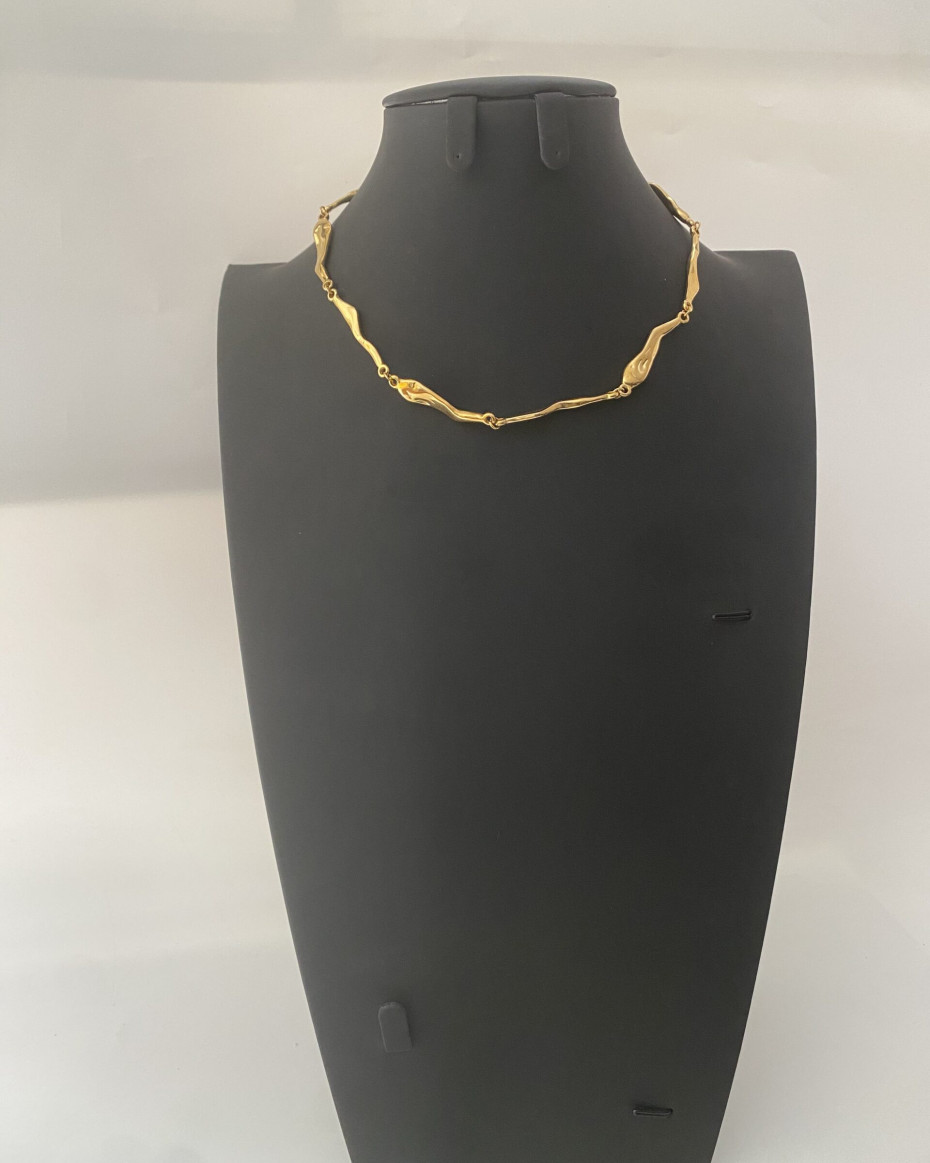 EVE NECKLACE