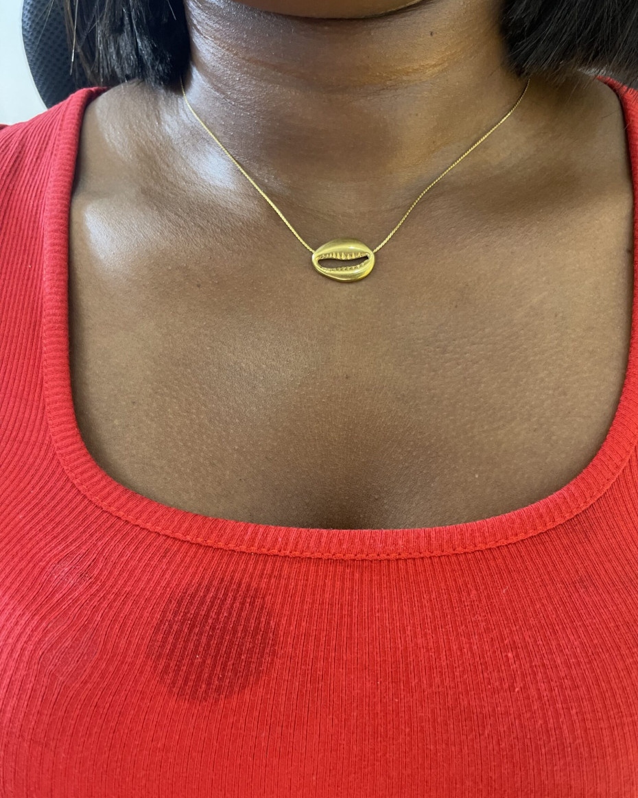 BIG COWRIES NECKLACE, photo 2