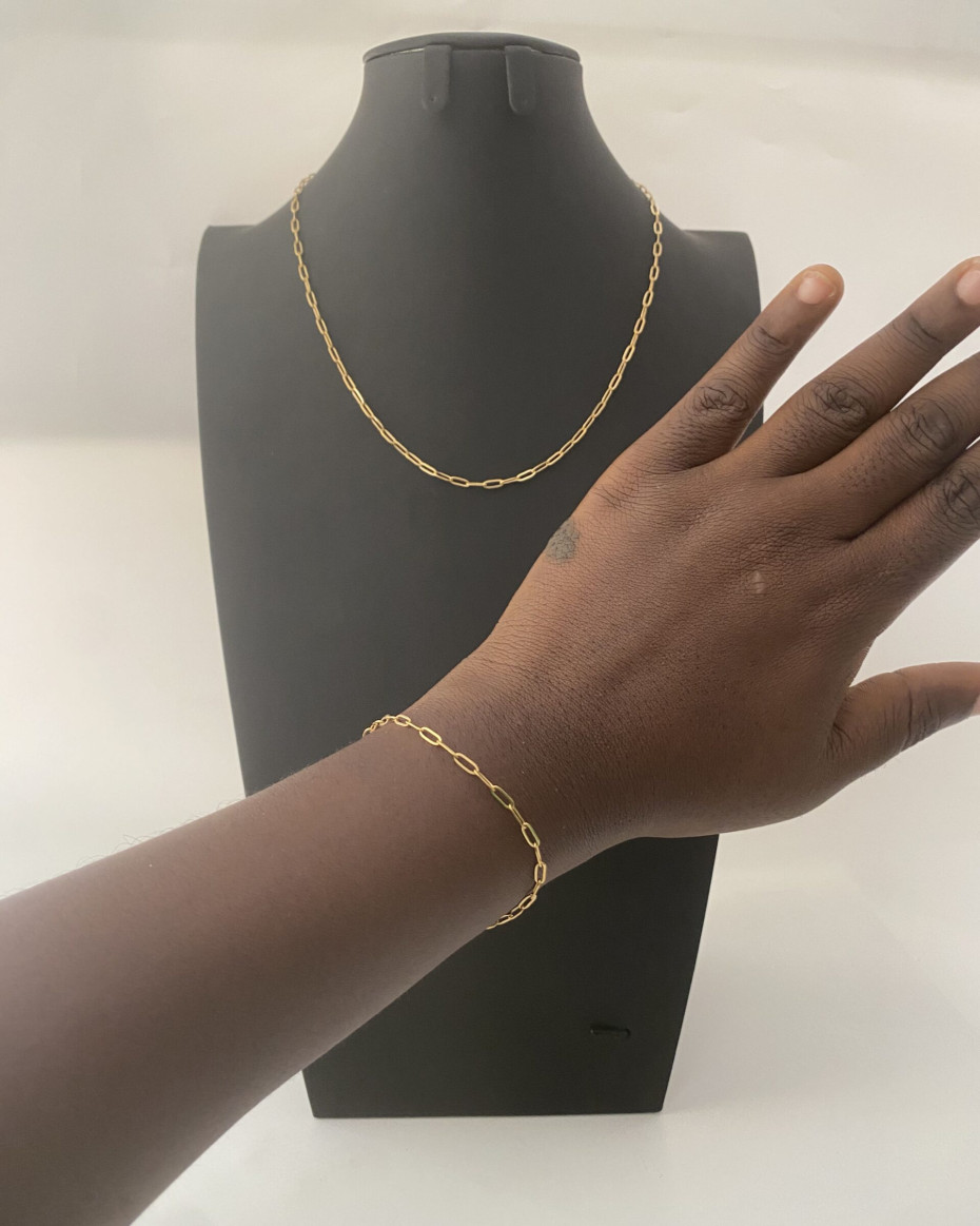 CLASP NECKLACE