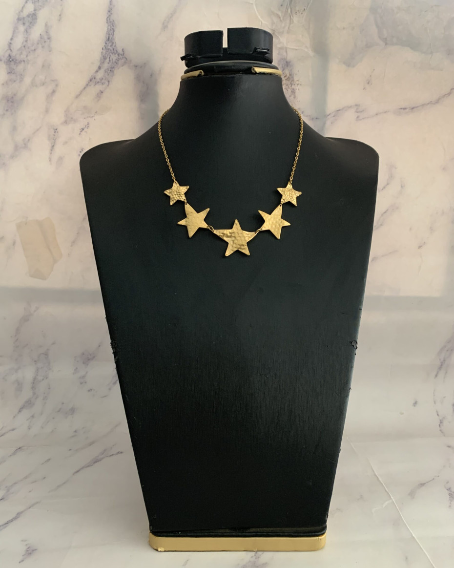 STAR NECKLACE