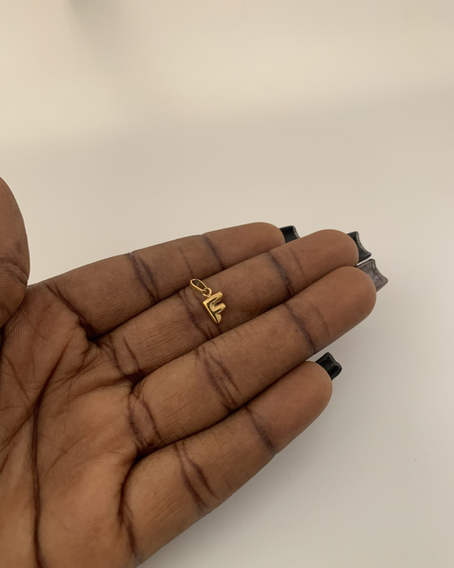 INITIAL F PENDANT