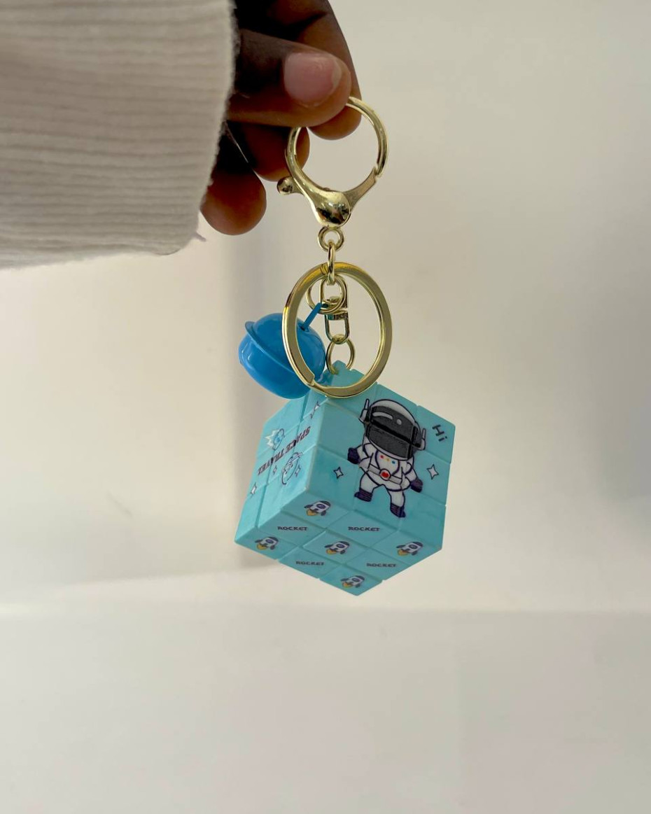 PUZZLE KEY HOLDER