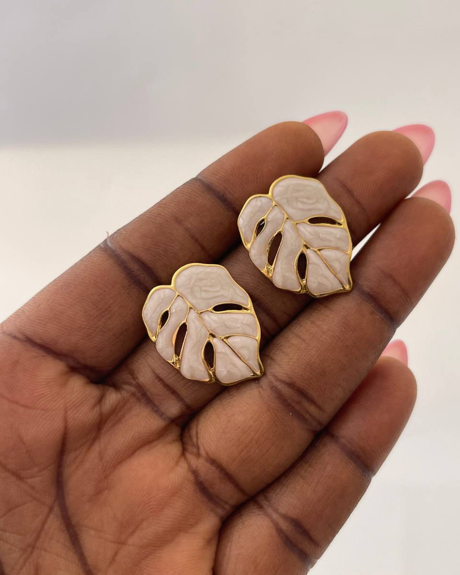 GOLDEN LEAF EARRING