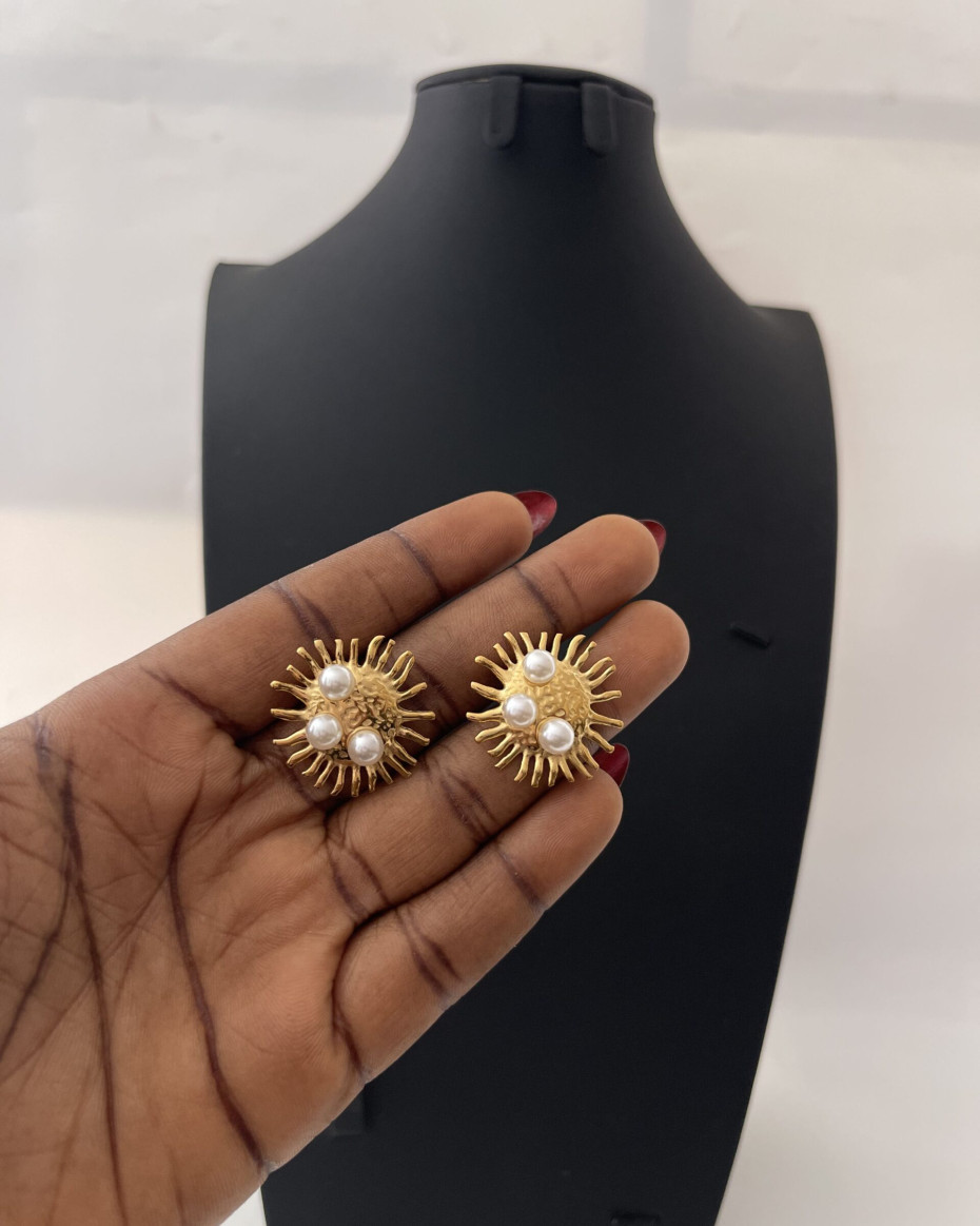 DANITY EARRING