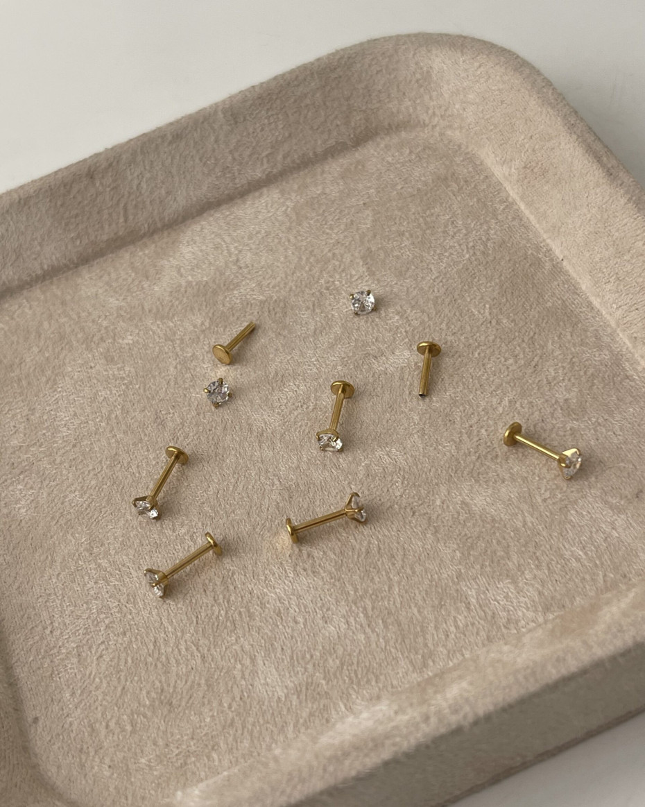FLAT BACK EARRINGS 05