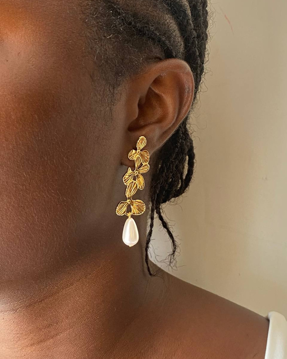 LAYERED PETAL EARRING, photo 2