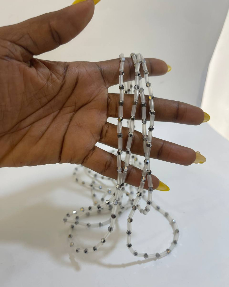 WHITE ND BLACK SARAFINA WAISTBEAD
