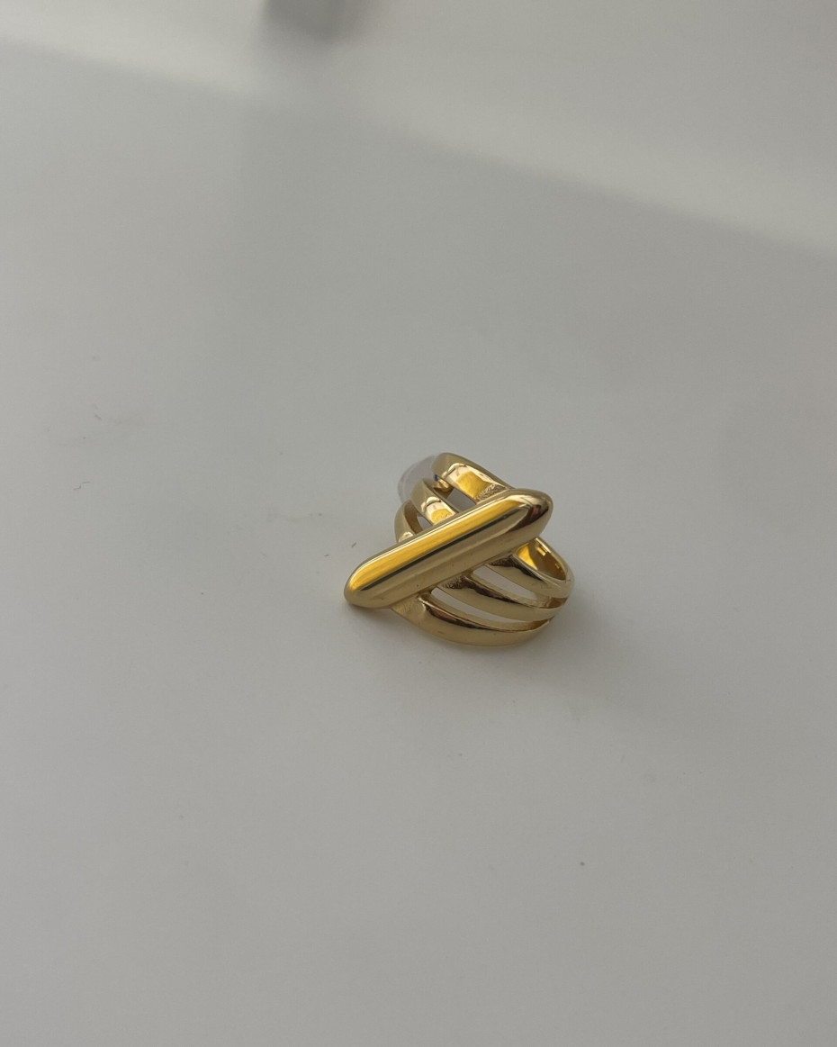 MATILDA RING SIZE 8