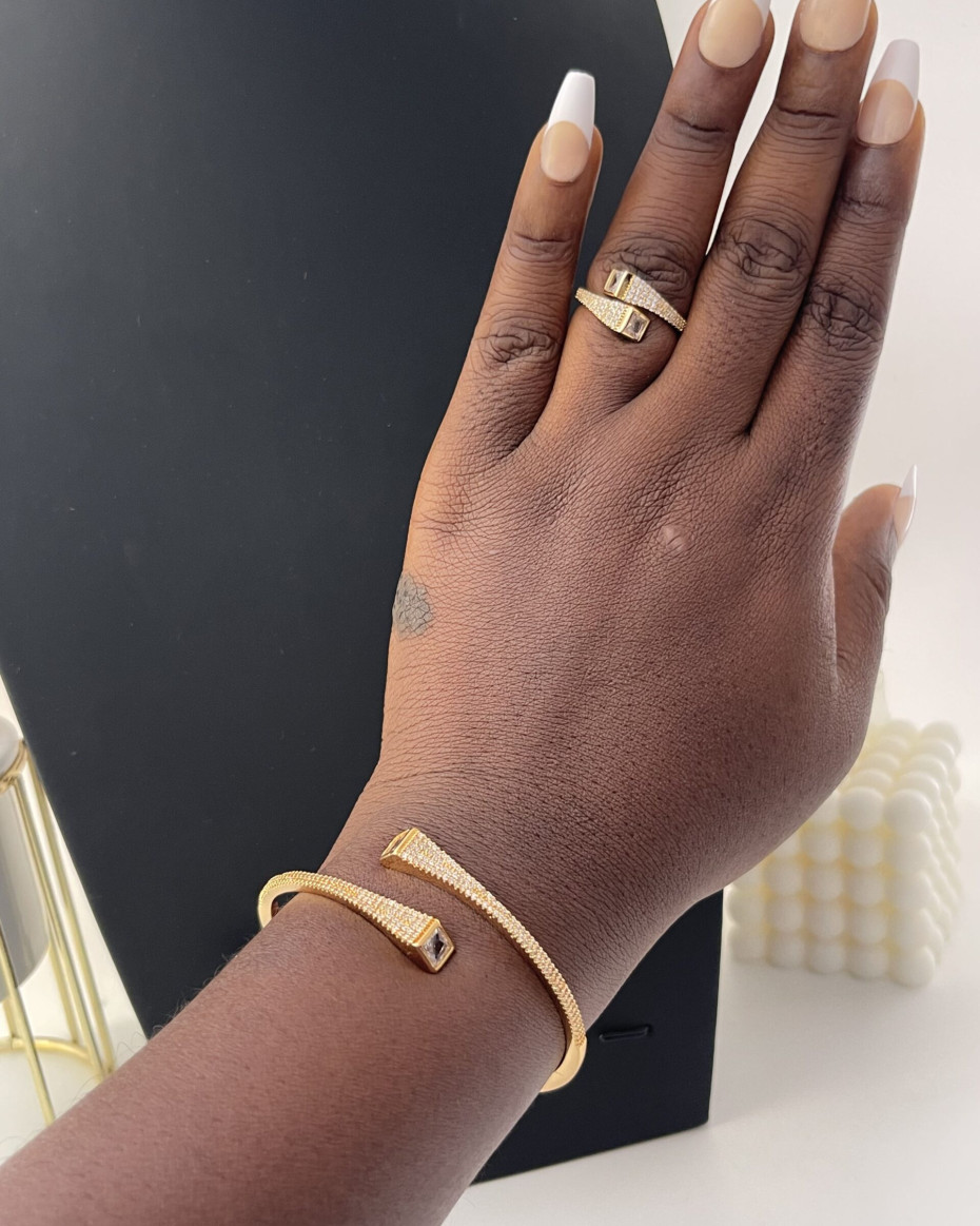 WHITE BANGLE AND RING SET