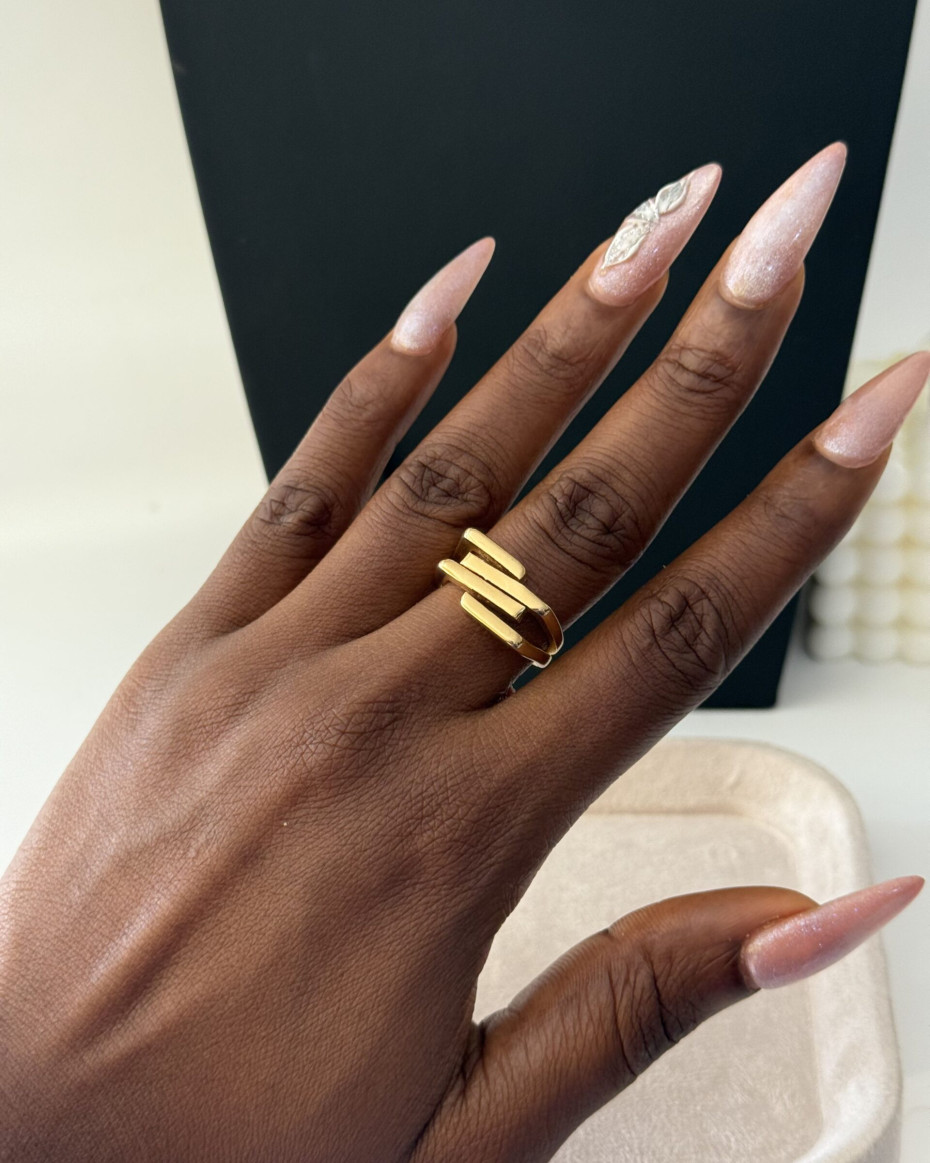 MARY RING 9