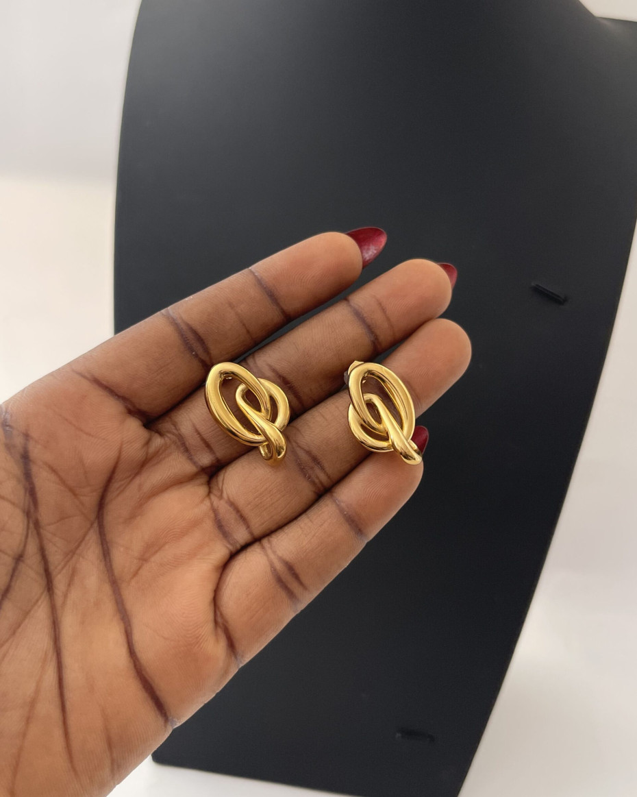 ADE GOLD EARRING